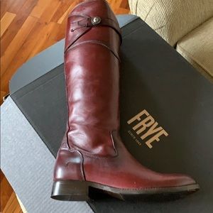 Frye molly button tall 6.5 m wine NIB
